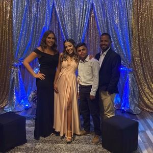 Meet your Posher, Desiree